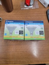 Westinghouse 75W Equivalent PAR30 Bright White LED Bulb Med-Base Dimmable. 2pk
