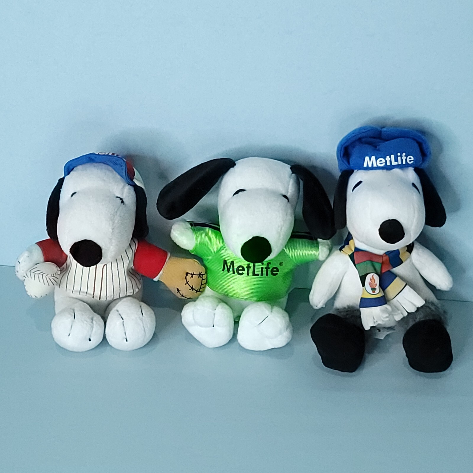 MetLife Peanuts Snoopy Charlie Brown Dog Plush Lot Of 3 Baseball Soccer  Olympics