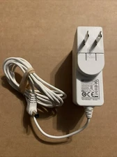 UE UES24LCP-120200SPA AC Power Adapter UE180425HKKK1-R 12V 2A