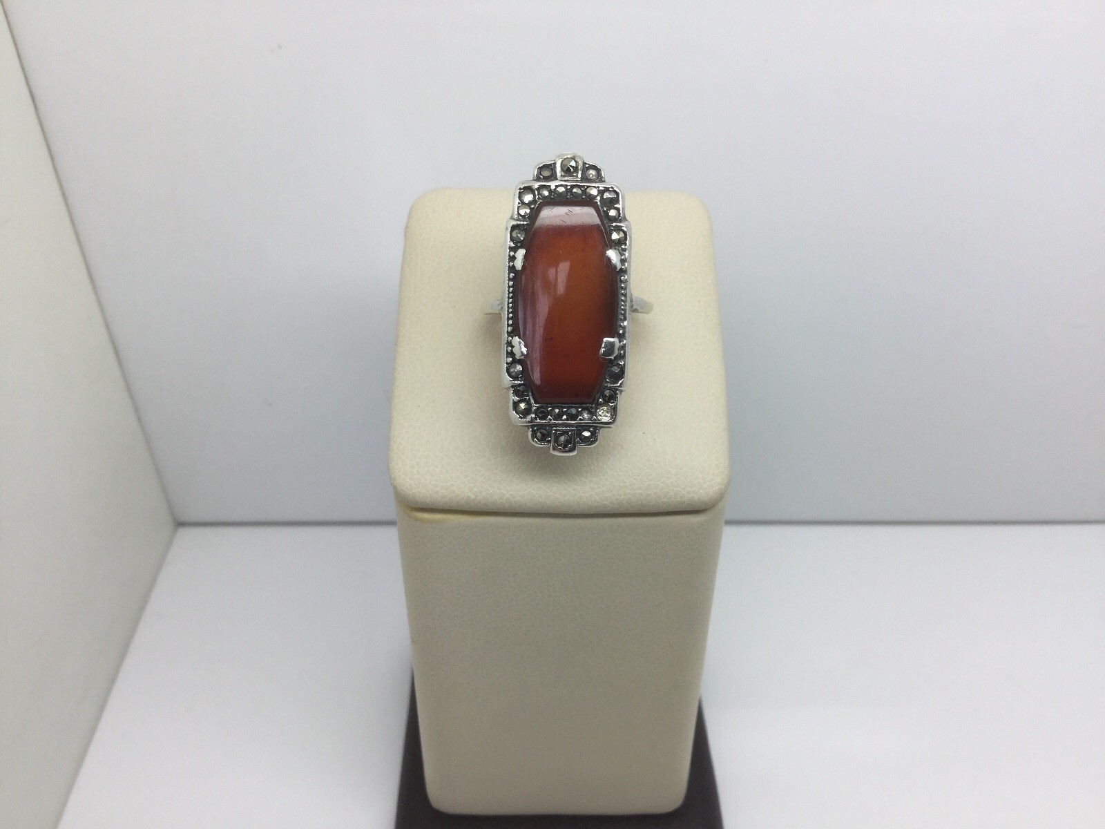 STERLING SILVER RING W/ CLIPPED RECTANGLE CARNELI… - image 1