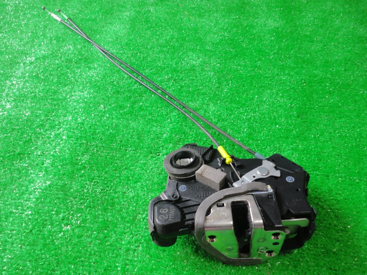 TOYOTA ALPHARD ANH15W Genuine Door Latch Lock Actuator Front Right