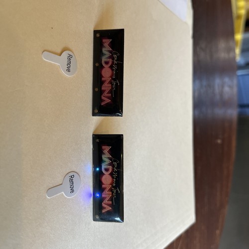 Pair Of MADONNA Confession Tour LIGHT Up PIN All 4 Lights Working New - Picture 12 of 24