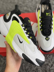 nike zoom 2000 mens