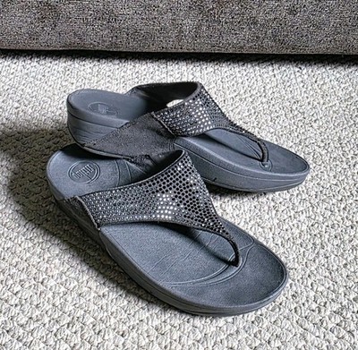 FitFlop Rokkit Gray Suede Rhinestone Thong Sandals Women's Size 9