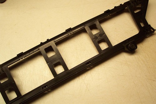 Toyota 891B1-42030 2021-23 Toyota RAV4, Prime KICK Sensor Mount Bracket W Module - Foto 4 di 5