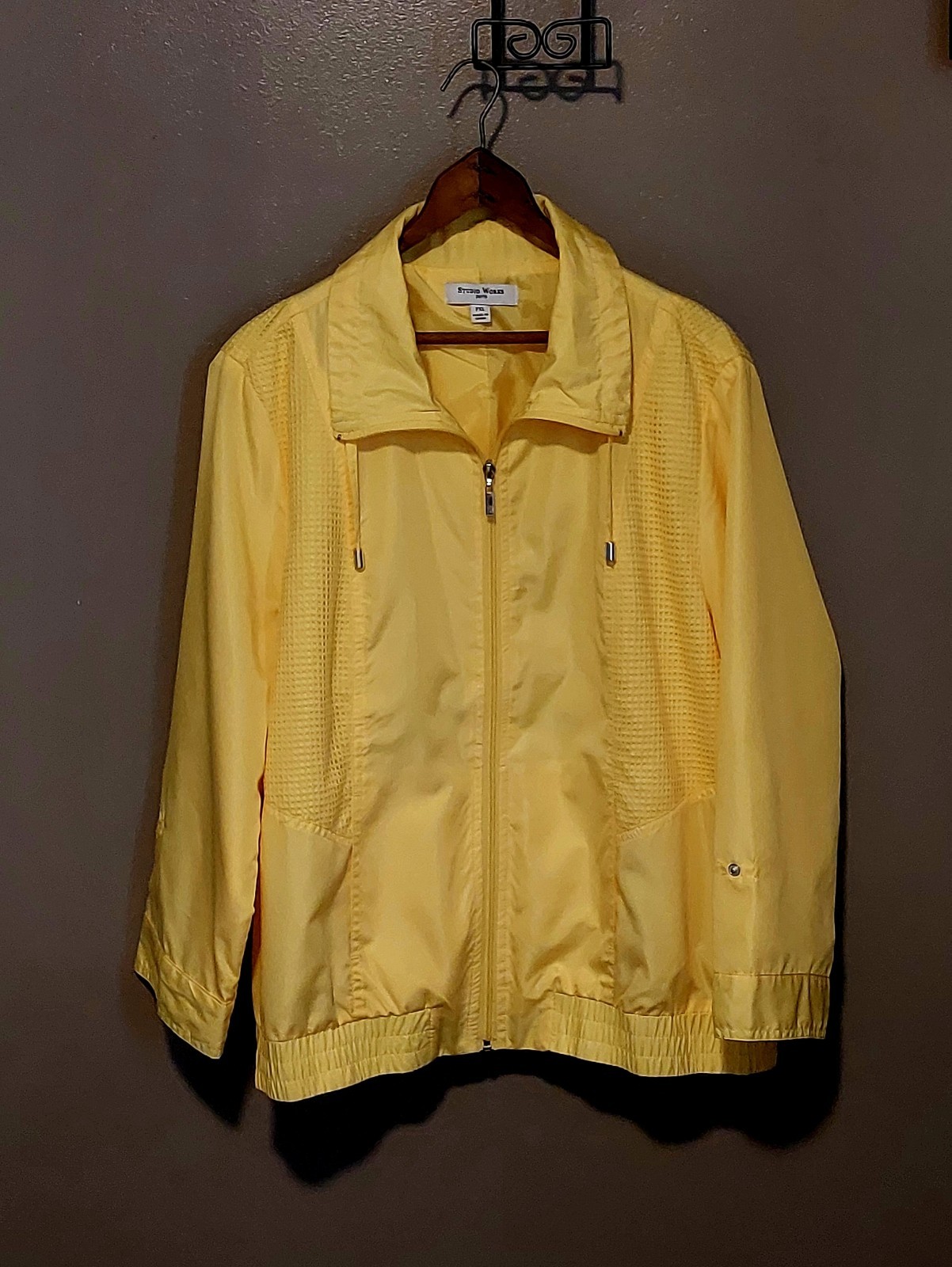 Vintage Studio Works Women's Petite Zip Up Jacket, Size PXL, Yellow