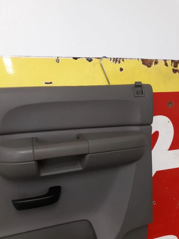 07-10 SIERRA 3500 RIGHT PASSENGER FRONT MANUAL DOOR TRIM PANEL Foto 4 de 4
