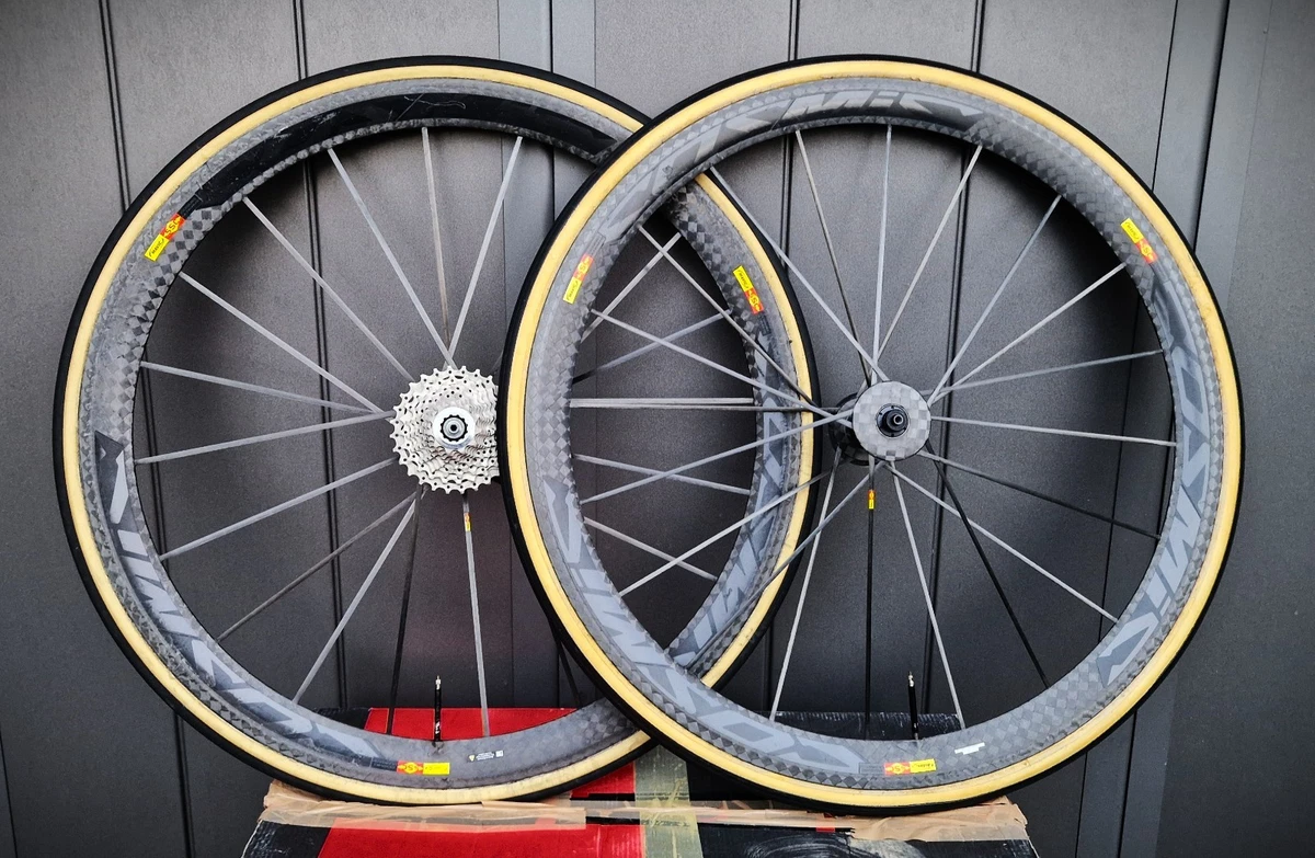 Paire De Roues Mavic – Occasion Nickel Pour Vos Sorties Vélo !