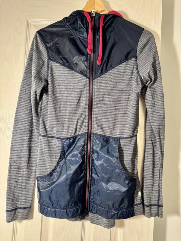 smartwool 100% merino wool full zip pockets hooded gorpcore jacket