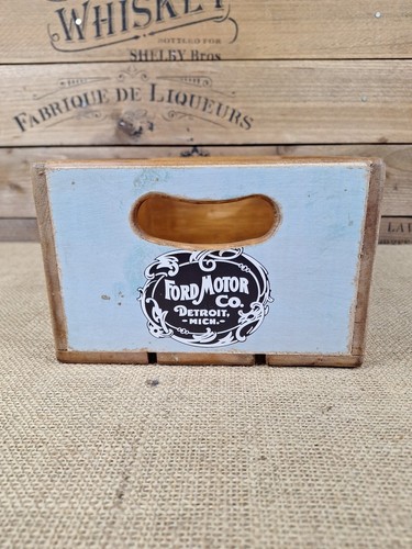 Decorative Motoring Memorabilia Related Boxes - Picture 10 of 53