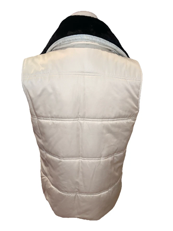 Charter Club Puffer Vest Jacket Off White Medium Black Faux Fur Collar NWOT - Image 4 of 4