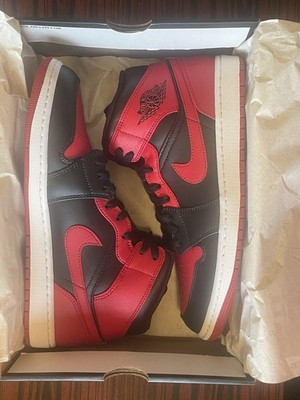 Size 11 - Jordan 1 Mid Banned 2020
