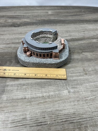 Cleveland Stadium Browns Gold Series Sports Stadium Replica #'d 1056/4750 - Picture 4 of 8
