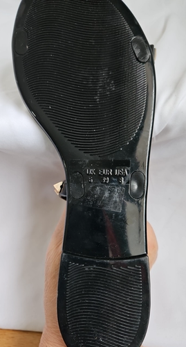 WILD DIVA Lounge Black & Gold Studded Slip-On Slide Sandal Sz 8 - Picture 9 of 9