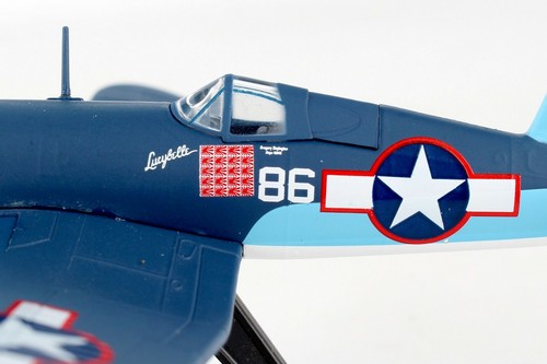 PS5356-3 USMC F4U CORSAIR ""PAPPY BOYINGTON"" ESCALA 1:100 MODELO DE METAL DIECAST - Imagen 2 de 8