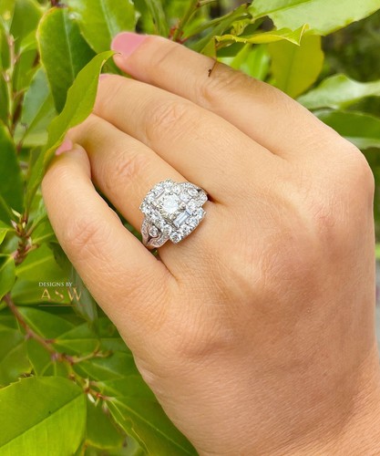 14K SOLID WHITE GOLD ROUND CUT SIMULATED DIAMOND ENGAGEMENT RING 3.00CTW - Picture 4 of 12