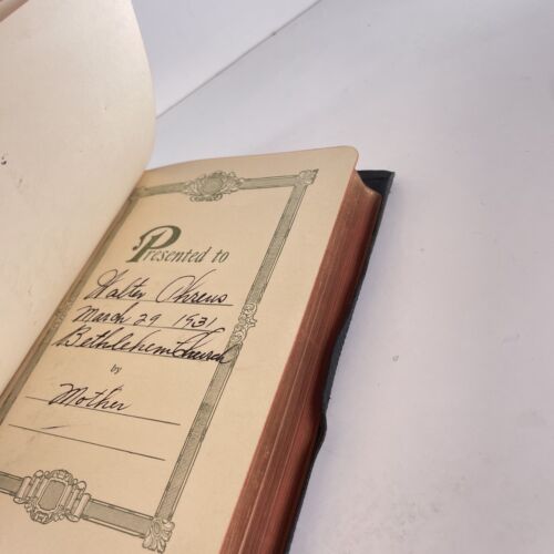 Vintage 1920s Red Letter Holy Bible 4000 Questions and Answers Thomas Nelson - Picture 8 of 17