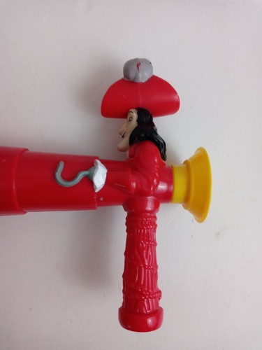 McDonalds 1997 Peter Pan Happy Meal Toy Captain Hook Spyglass - Picture 2 of 4