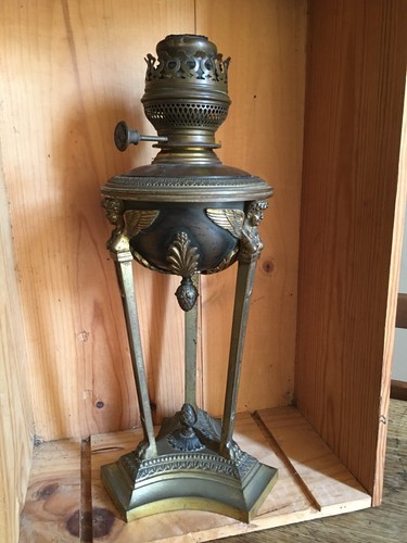 Lampe à pétrole en bronze XIXe style empire dite athénienne cariatides ailées - Bild 5 von 19