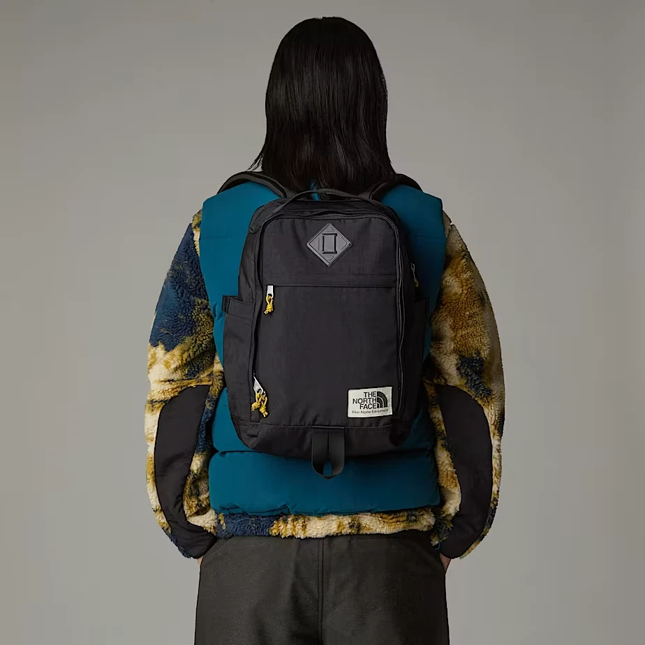 The North Face Daypack 16 litres Berkeley Backpack Black Rucksack Bag Borealis
Opens in a new window
