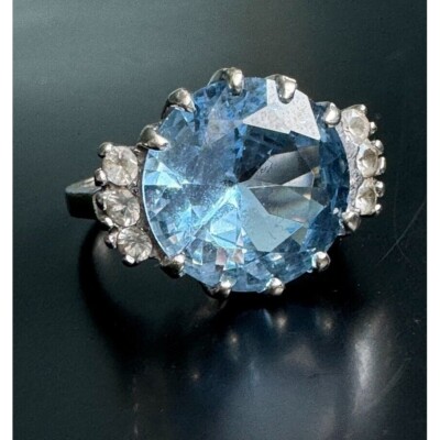 ''HAPPINESS'' WHITE GOLD TOPAZ AND AQUAMARINE RING SIZE SKY