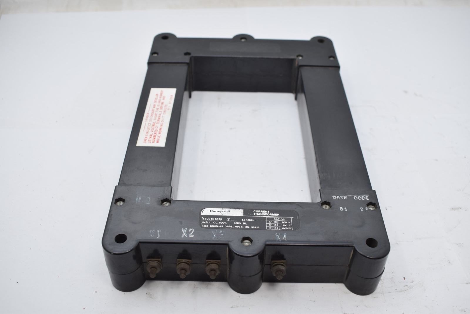 Honeywell C5001B1025 Current Transformer 10KV BIL X1-X1 600V