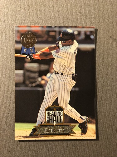 1993 Leaf #2 Tony Gwynn Heading for the Hall