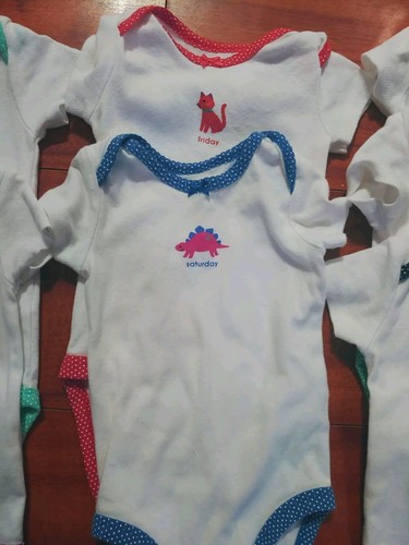 Carter's Days of the Week 7 Bodysuits Size 6M Shirts Outfit Set Safari - Picture 3 of 5