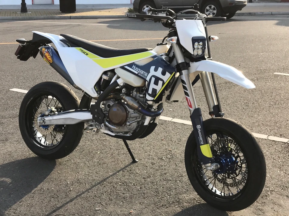 Faro LED BAJA DESIGNS para XL80, Yamaha WR250F (15-17) WR450F (12-17) Foto 3 de 4