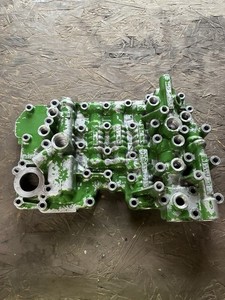 John Deere R124020 Transmission Valve Housing R129280