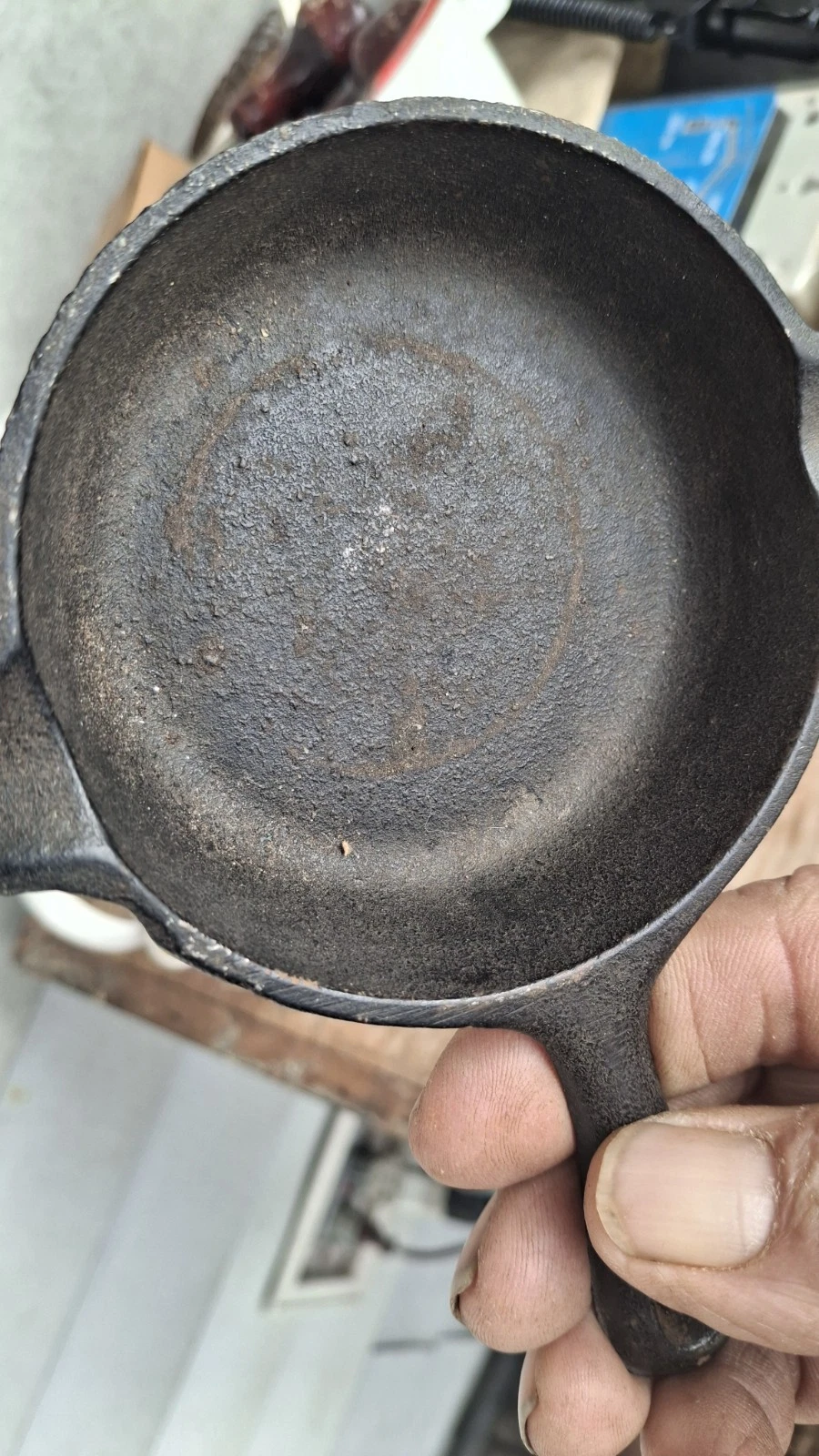 Vintage Wagner Ware 1050 Cast Iron Small Skillet Double Spout Ashtray