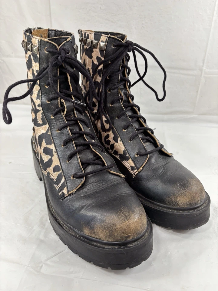 Steve Madden Trade Botas de Combate Tachonadas Estampado Leopardo Zapatos Talla 7 M Foto 4 de 4