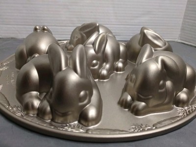 NORDIC WARE Bunny Cakelet Pan Baby Rabbit Mold EASTER 4.5 Cups 1 Liter Heavy