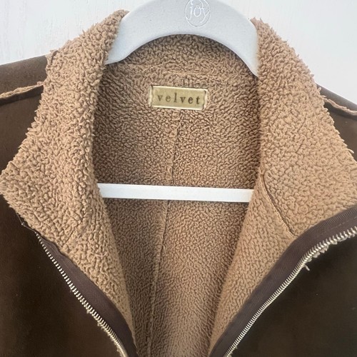Velvet faux suede and shearling jacket.Womens Size Medium.Color Brownish Green. - Picture 5 of 7