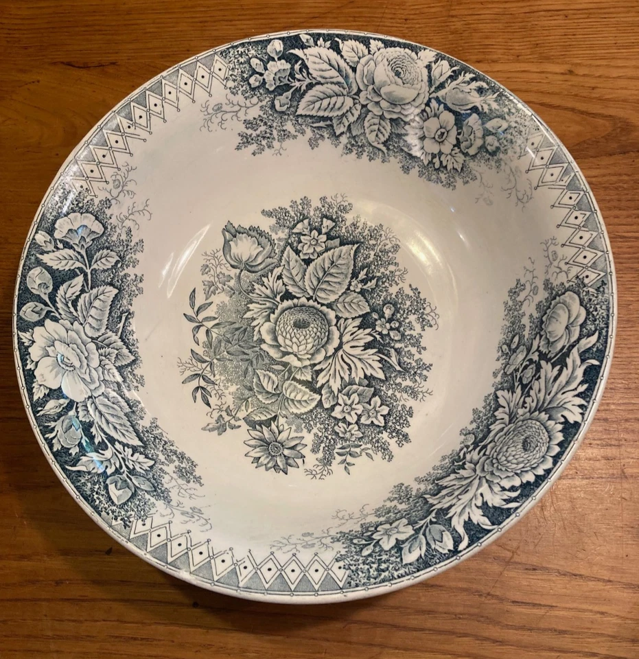 Cuvette terre de fer, St Amand & Hamage, modèle Jardinière, décor bleu. - Photo 2/4