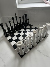 Chess Set and 25cm Quartz Board