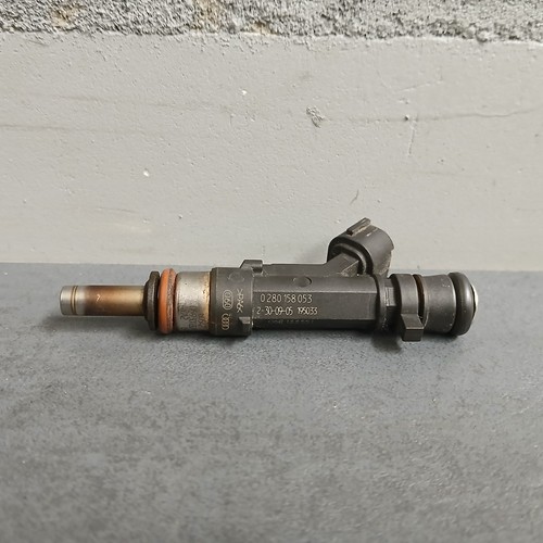 Einspritzventil Einspritzdüse VW Audi A6 2.4 FSI 06E133551 0280158053