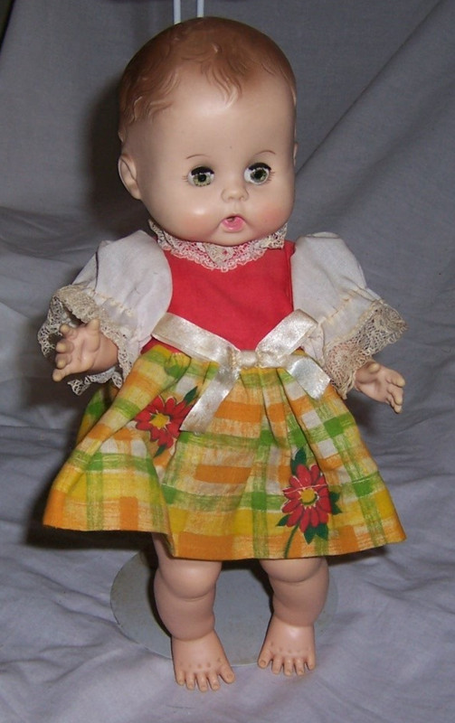 1960's Effanbee Rubber Jointed Sleep Eyes Molded Hair 11" Tall Doll