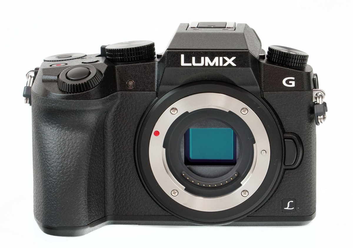 Panasonic Lumix DMC-G7 Camera Bundle 14-42mm 45-150mm Lenses
