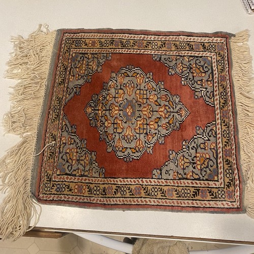 Small 18”x 17.5 Vintage Handmade Geometric Traditional Wool Rug For Table Accent - Picture 1 of 12