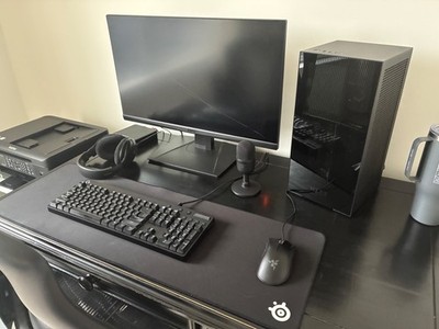 NZXT H1 V2 Mini-ITX Gaming Case - Matte Black Brand New Updated Riser Cable