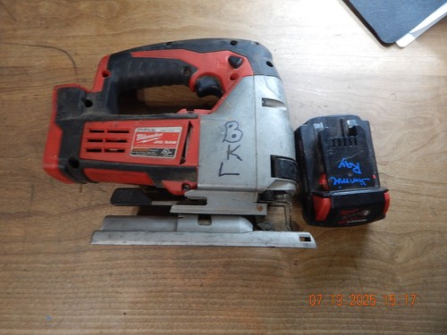 Milwaukee Stichsäge 2645-20 MIT 1 AKKU