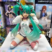 TAITO Hatsune Miku Desktop Cute Figure With Cat Ears T shirt Ver. Japan New