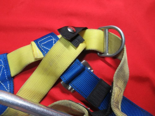 GEMTOR HARNESS 546NYCR SIZES S 36-44" & L 44-56" W/AUTO-LOCK LADDER HOOK - Picture 5 of 8