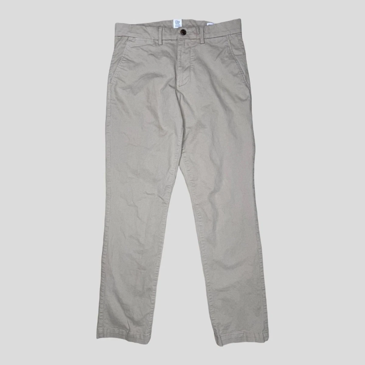 Men s Gap Essential Khaki s Athletic fit Size 30 x 30 eBay