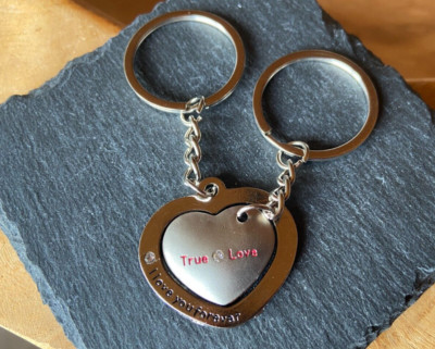 Schlüsselanhänger Herz mit 2 Herzen und love you forever True Love NEU