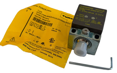NEW TURCK BI20U-CA40-AP6X2-H1141/S1590 W/BS2.0 INDUCTIVE SENSOR