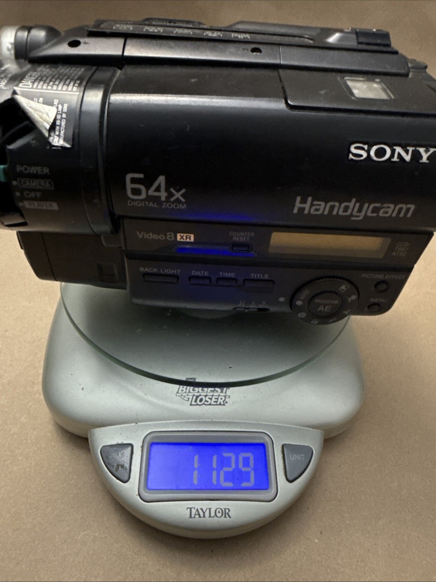Sony Handycam CCD-TR67 Video 8 Video Camera Camcorder Broken