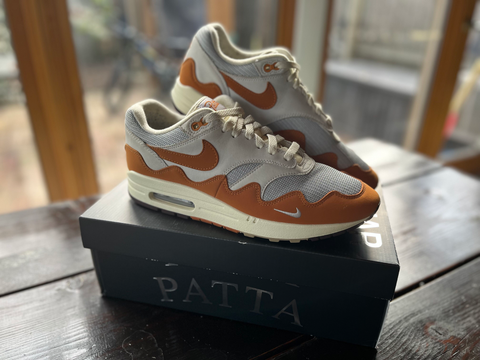 Nike Air Max 1 Patta Waves Monarch w/Bracelet - 10.5 - CLEAN, Lightly Worn