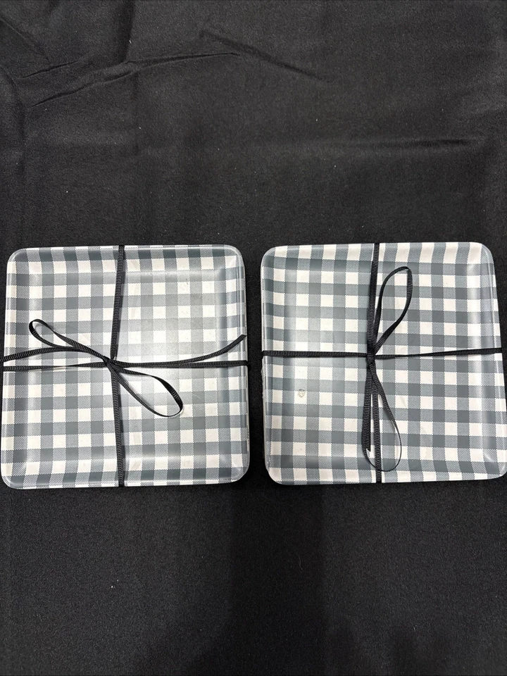 Новый! Тарелки для закусок Hearth And Hand черные/белые/серые клетчатые, 6x6 дюймов - Изображение 2 из 4